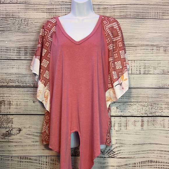 Pink Aztec Flowy Top | Small - Picture 1 of 5